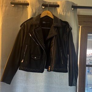 ZARA FAUX LEATHER STUDDED BLACK JACKET